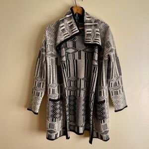 FDJ | Long Abstract Collared Thick Knit Sweater Cardigan w/ Pockets